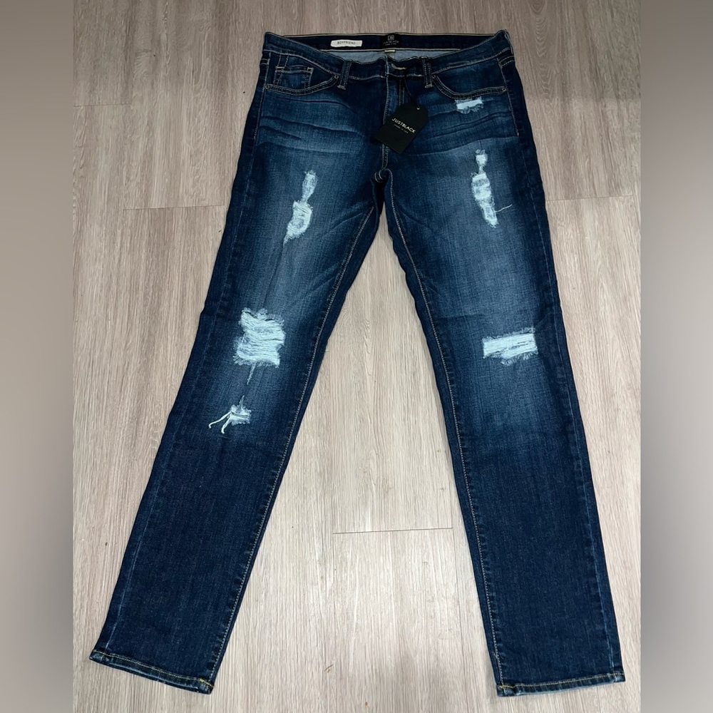 NWT Boyfriend Style Jeans